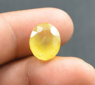 Pukhraj (Yellow Sapphire)